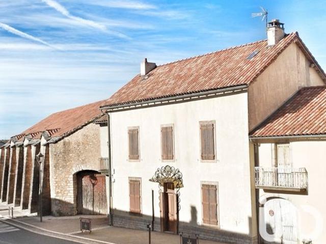 Maison 5 pièces 228 m²