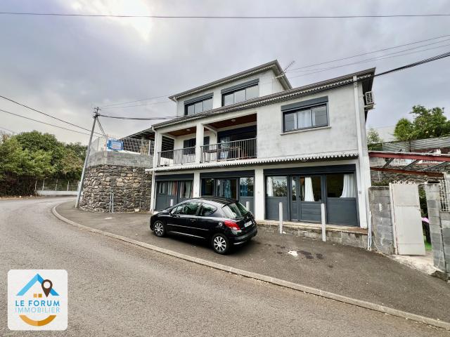 Maison 5 pièces 228 m²