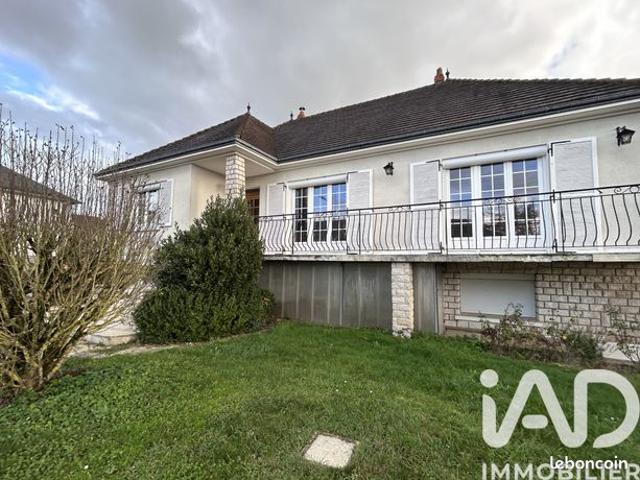 Maison 5 pièces 229 m²