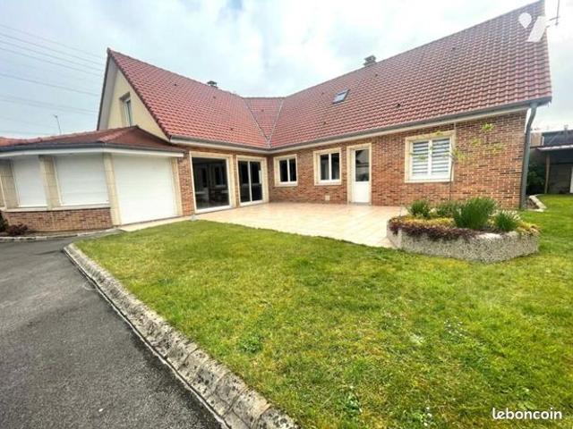 Maison 5 pièces 220 m²