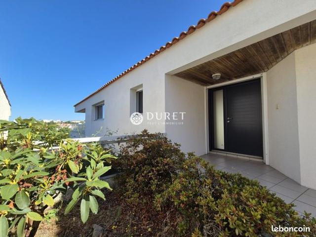 Maison 5 pièces 220 m²