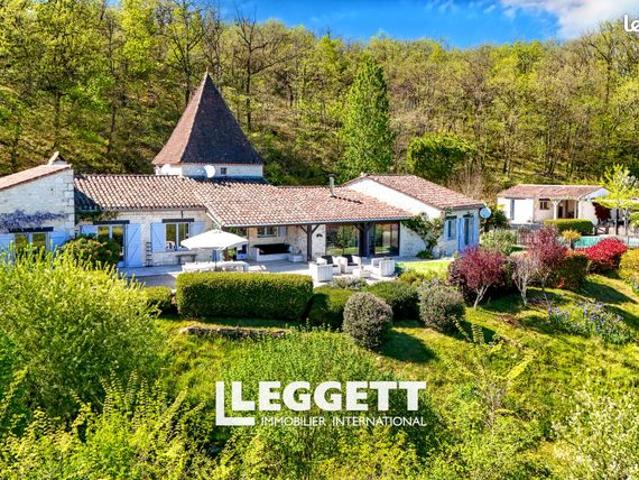 Maison 5 pièces 220 m²