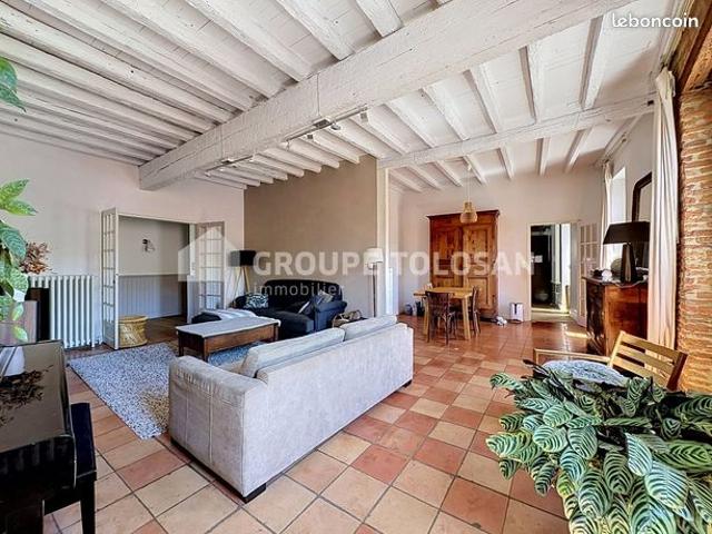 Maison 5 pièces 220 m²