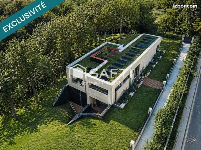 Maison 5 pièces 220 m²