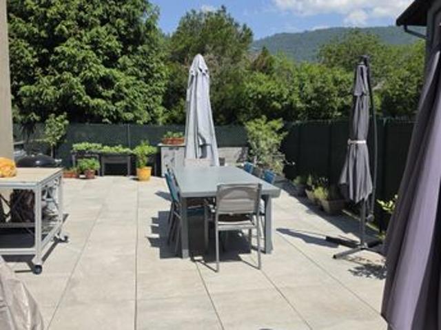 Maison 5 pièces 221 m²