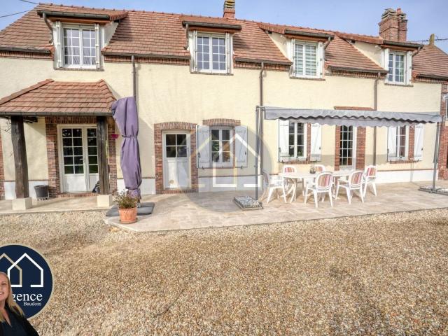 Maison 5 pièces 222 m²