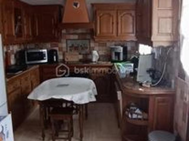 Maison 5 pièces 234 m²