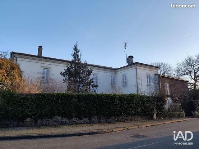 Maison 5 pièces 235 m²