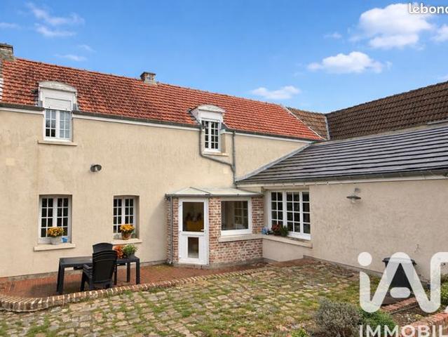 Maison familiale 5 pièces 235 m²