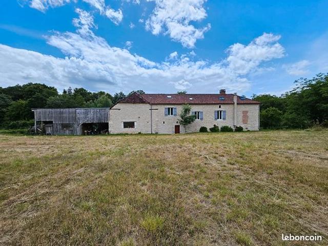 Maison 5 pièces 235 m²