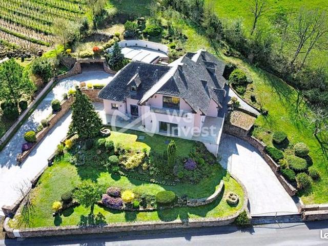 Maison 5 pièces 237 m²