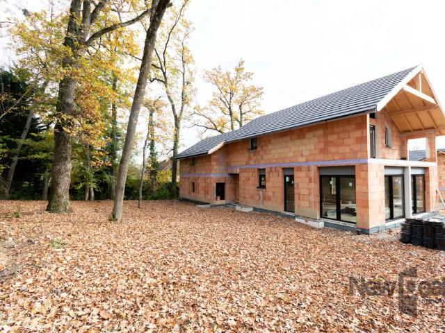 Maison 5 pièces 238 m²