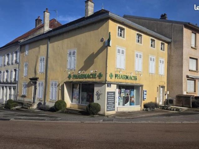 Maison 5 pièces 230 m²