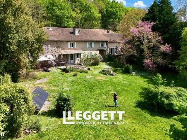 Maison 5 pièces 230 m²