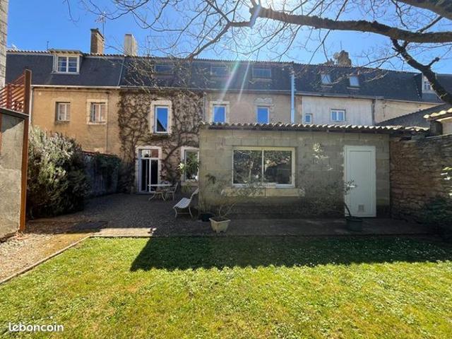 Maison 5 pièces 229 m²
