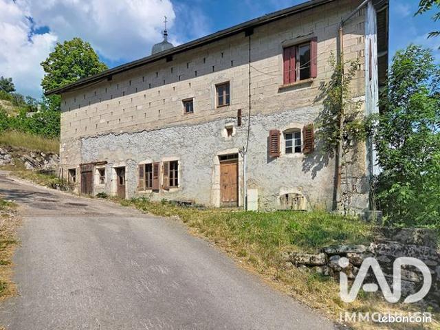 Maison 5 pièces 230 m²