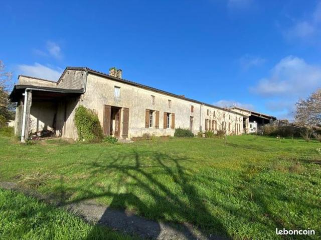 Maison 5 pièces 230 m²