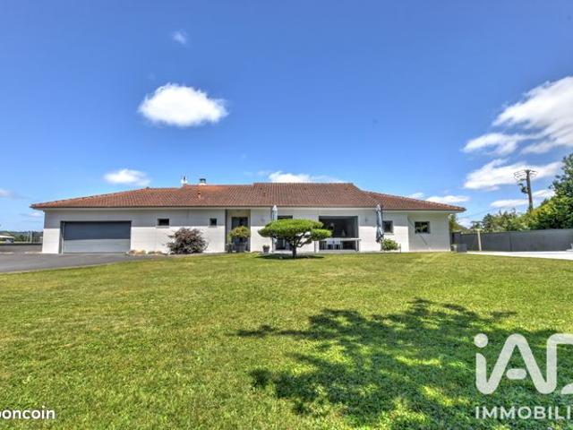 Maison 5 pièces 232 m²