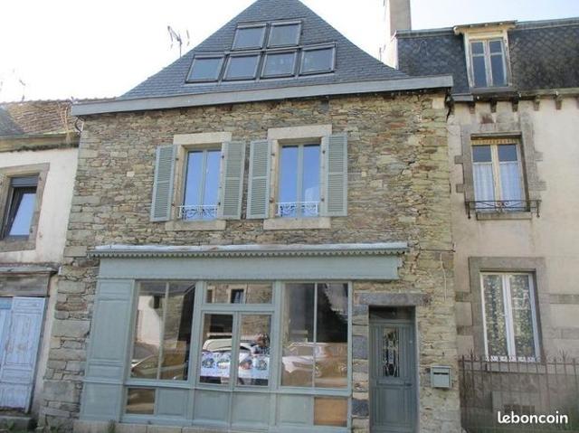 Maison 5 pièces 244 m²
