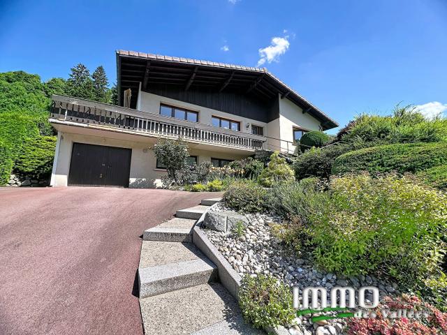 Maison 5 pièces 247 m²