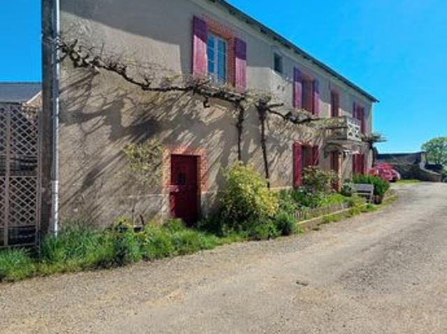 Maison 5 pièces 247 m²