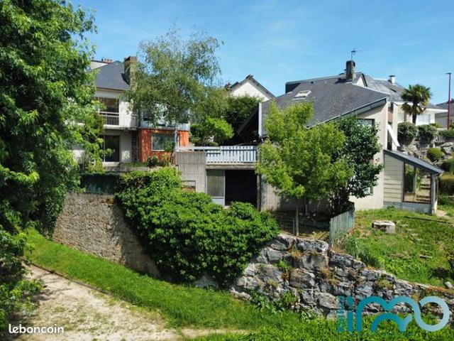 Maison 5 pièces 249 m²