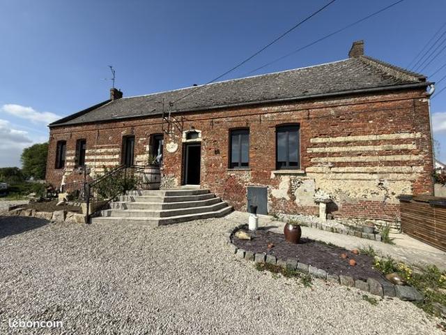 Maison 5 pièces 249 m²
