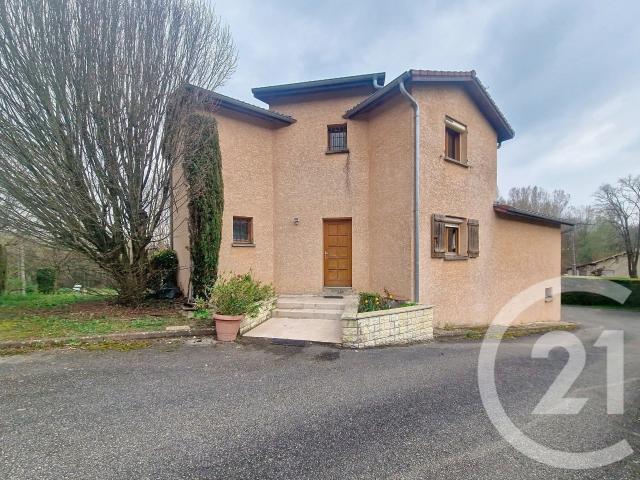 Maison 5 pièces 240 m²