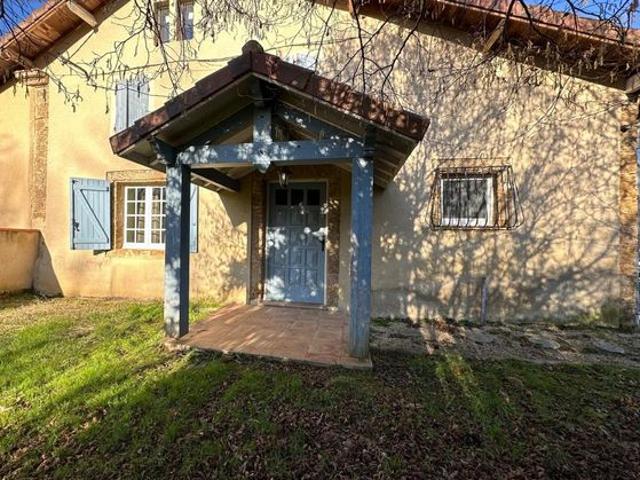 Maison 5 pièces 240 m²