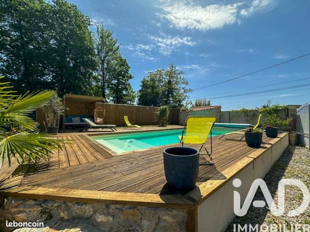 Maison 5 pièces 240 m²