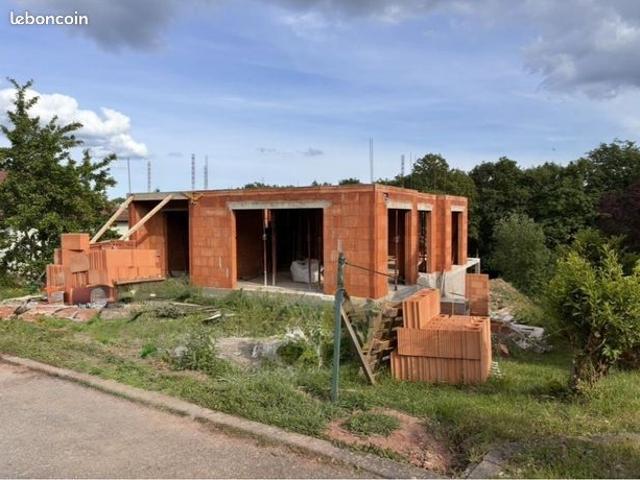 Maison 5 pièces 240 m²