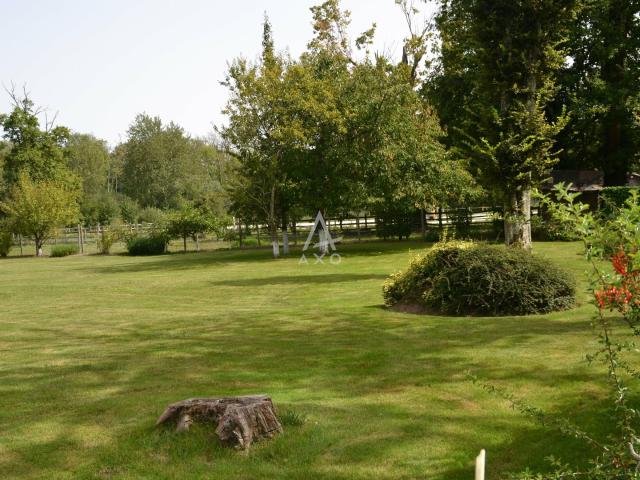 Maison 5 pièces 240 m²