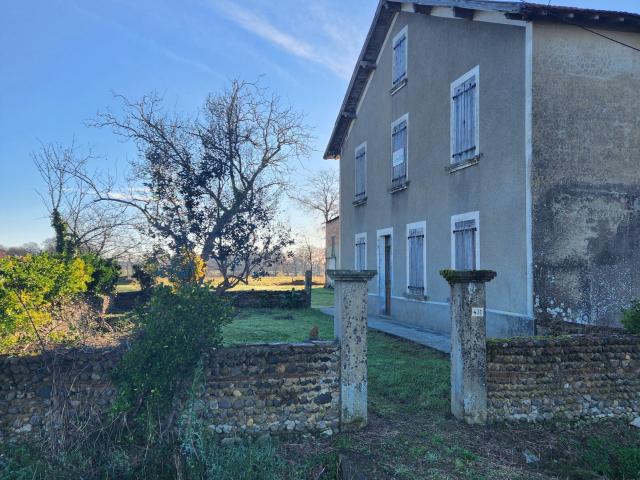Maison 5 pièces 256 m²