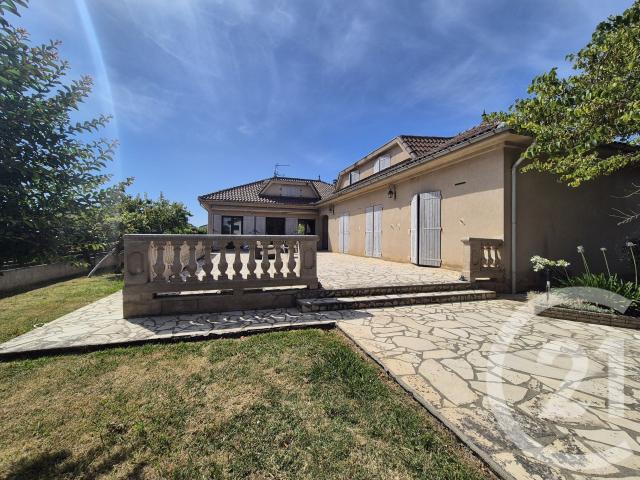 Maison 5 pièces 259 m²