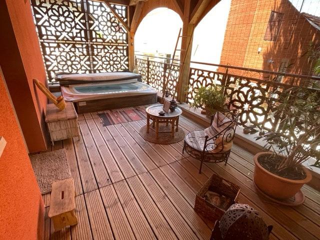 Maison 5 pièces 250 m²