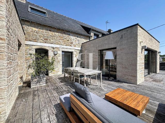 Maison 5 pièces 250 m²