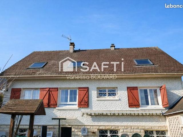 Maison 5 pièces 250 m²