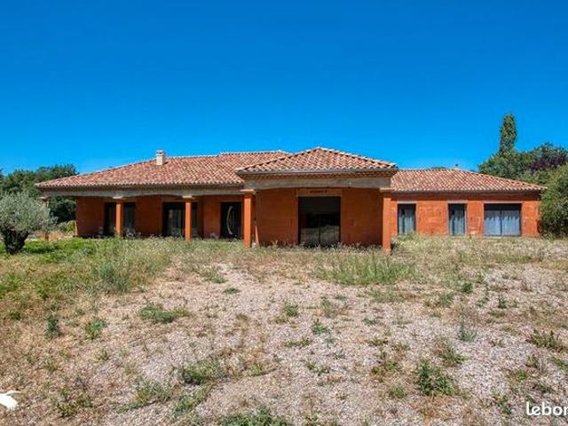 Maison 5 pièces 250 m²