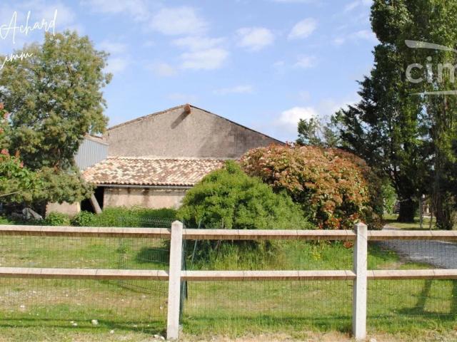 Maison 5 pièces 250 m²