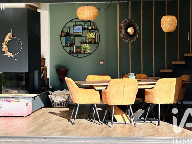 Maison 5 pièces 250 m²