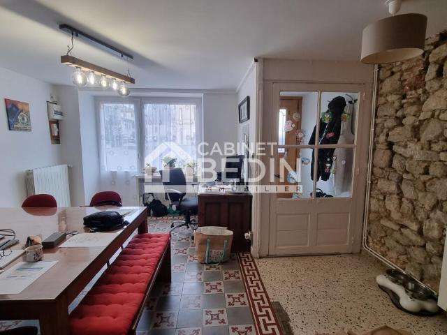 Maison 5 pièces 251 m²