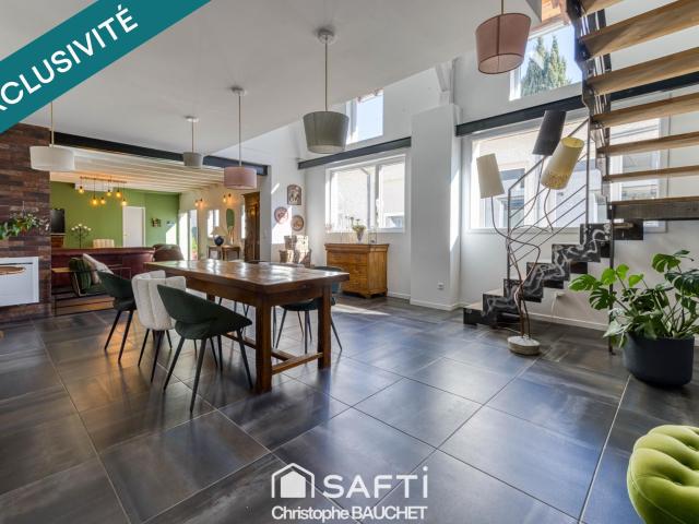 Maison 5 pièces 252 m²