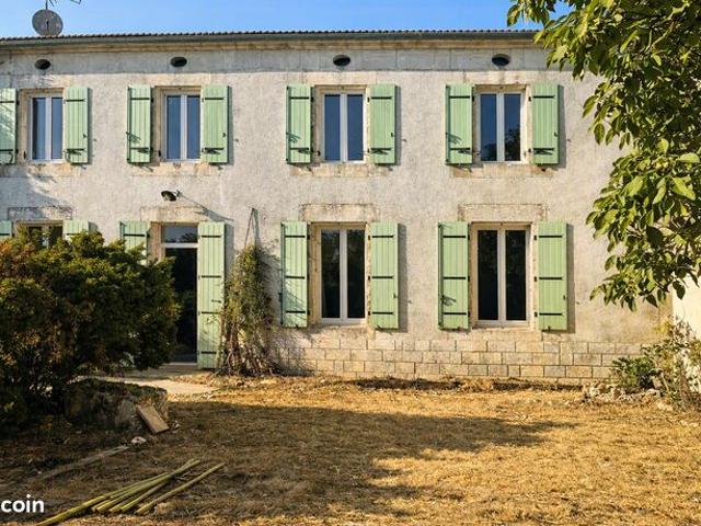 Maison 5 pièces 253 m²