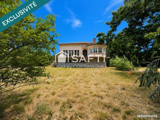 Maison 5 pièces 265 m²