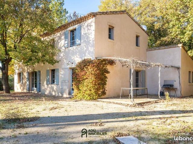 Maison 5 pièces 265 m²