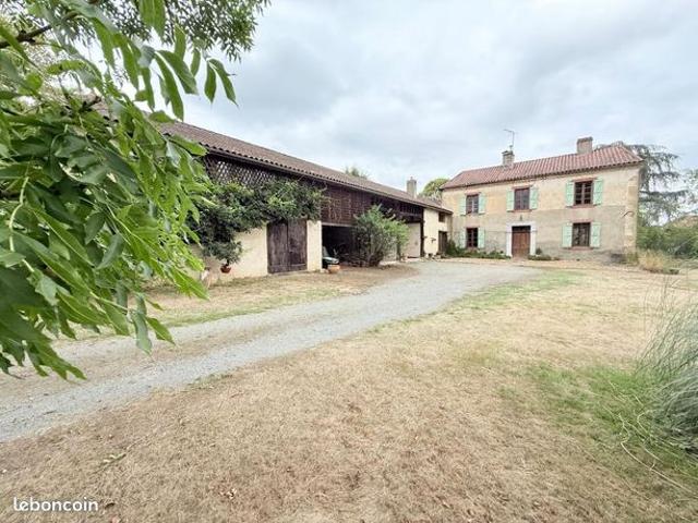 Maison 5 pièces 267 m²