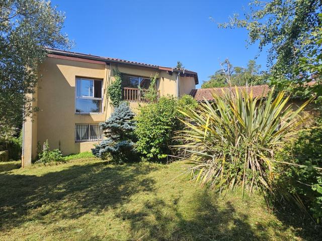 Maison 5 pièces 269 m²