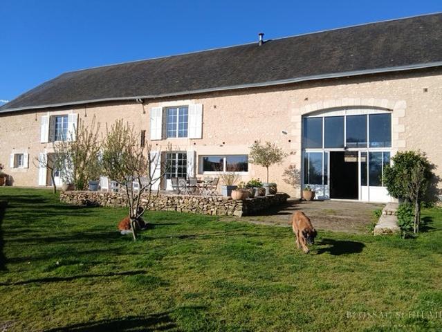 Maison 5 pièces 260 m²