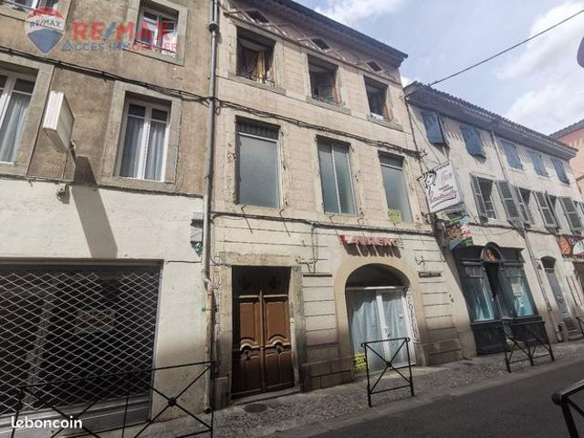 Maison 5 pièces 260 m²