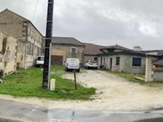 Maison 5 pièces 263 m²